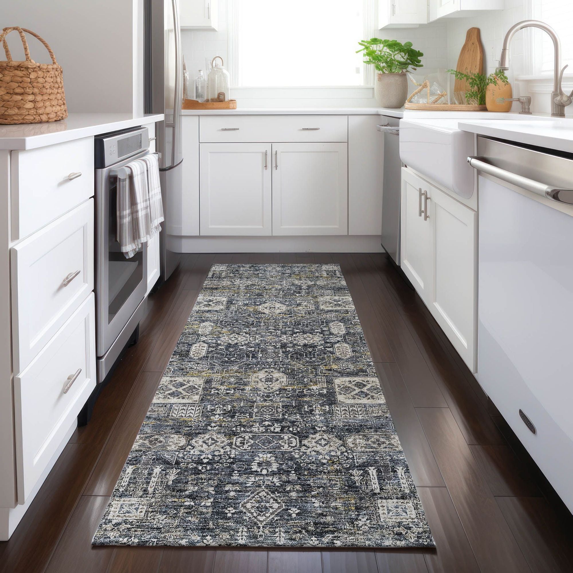 Machine Made ACN637 Charcoal Gray Rugs #color_charcoal gray