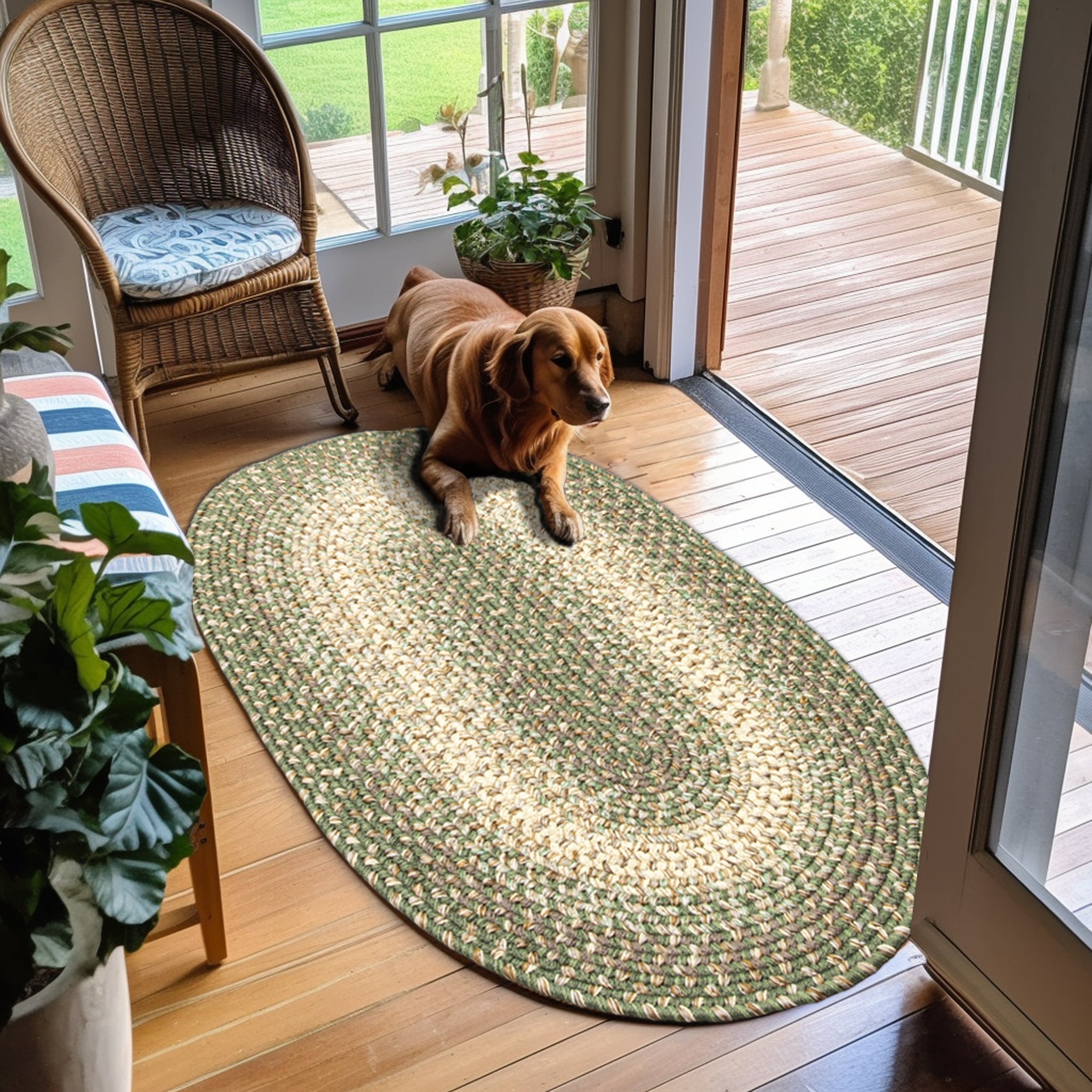 Ridgewood Indoor Outdoor Braided Rug #color_Forest Green