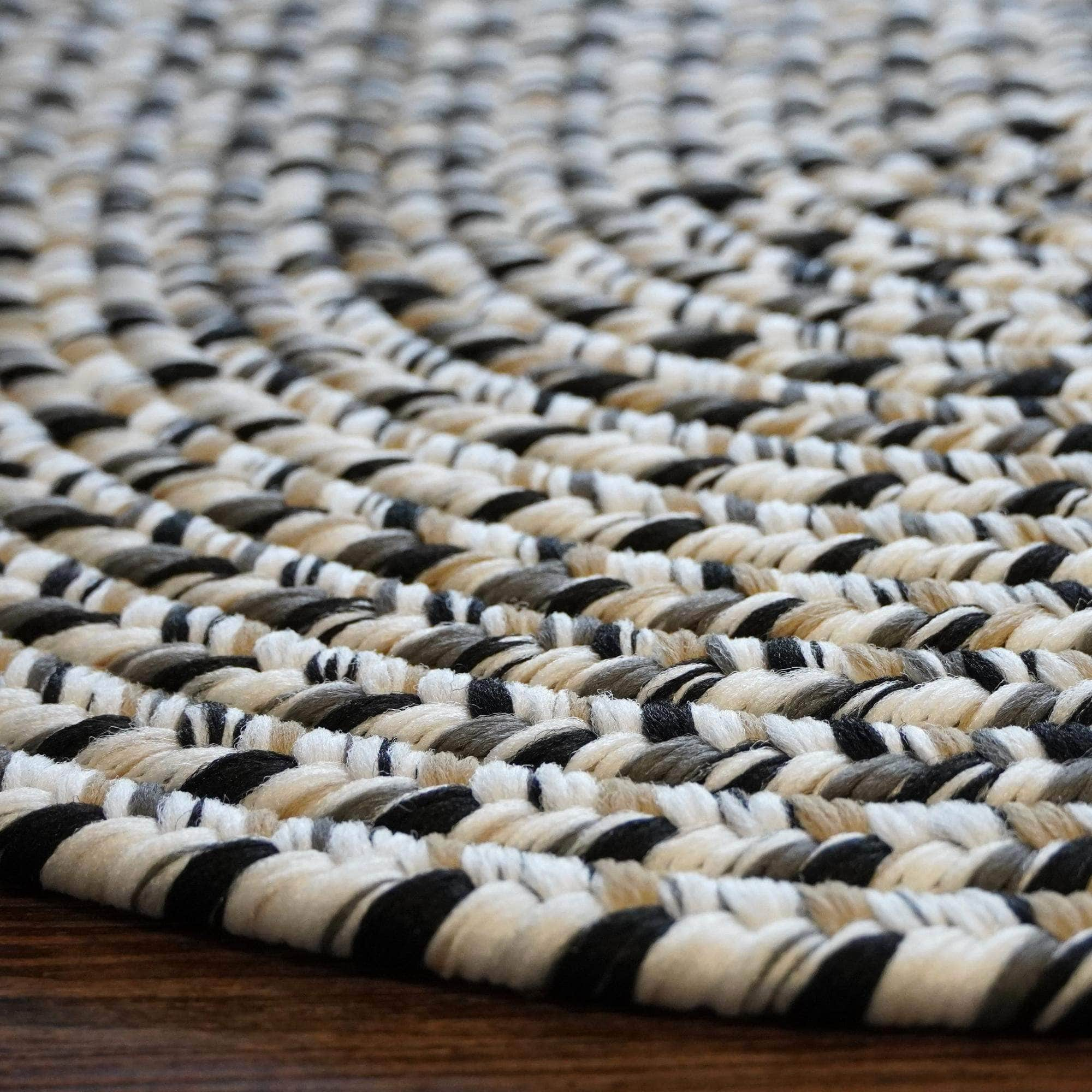 Braided SS87 Black / Beige Rugs #color_black / beige