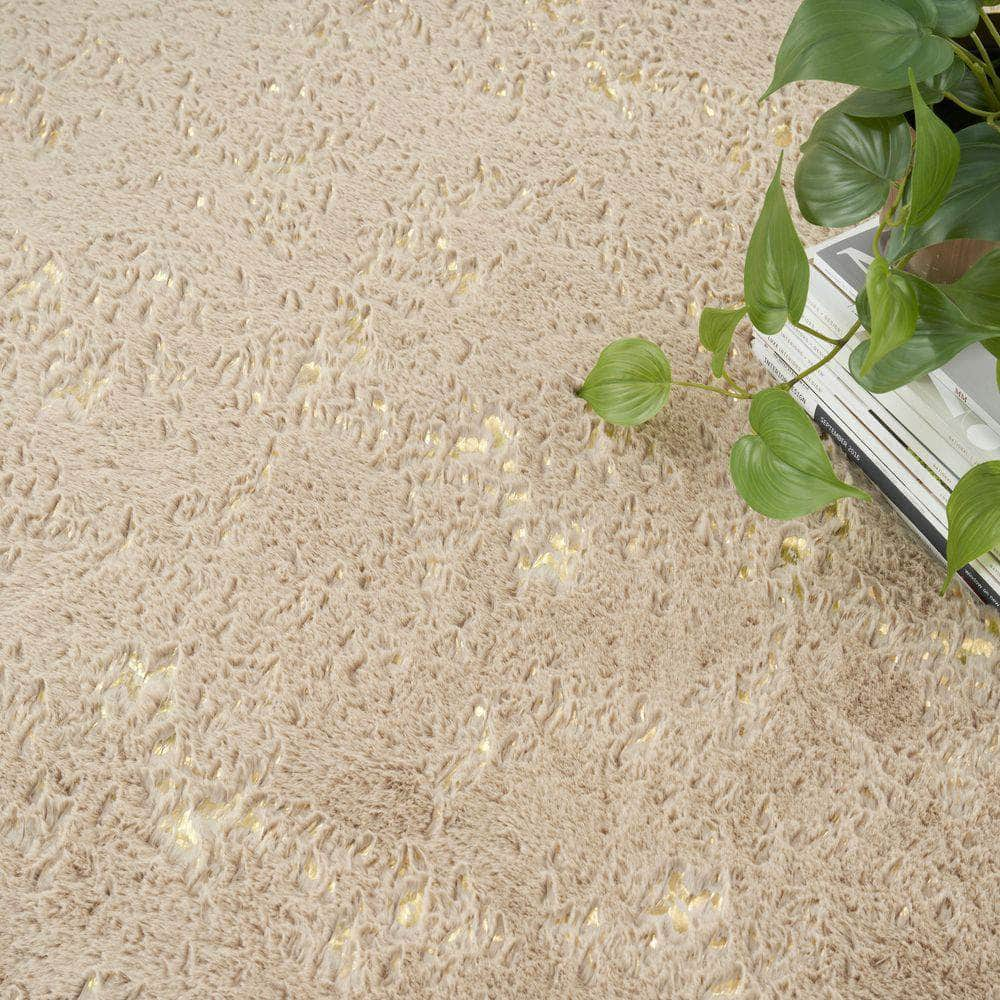 Cozy Shimmer CSH01 Beige Rug #color_beige