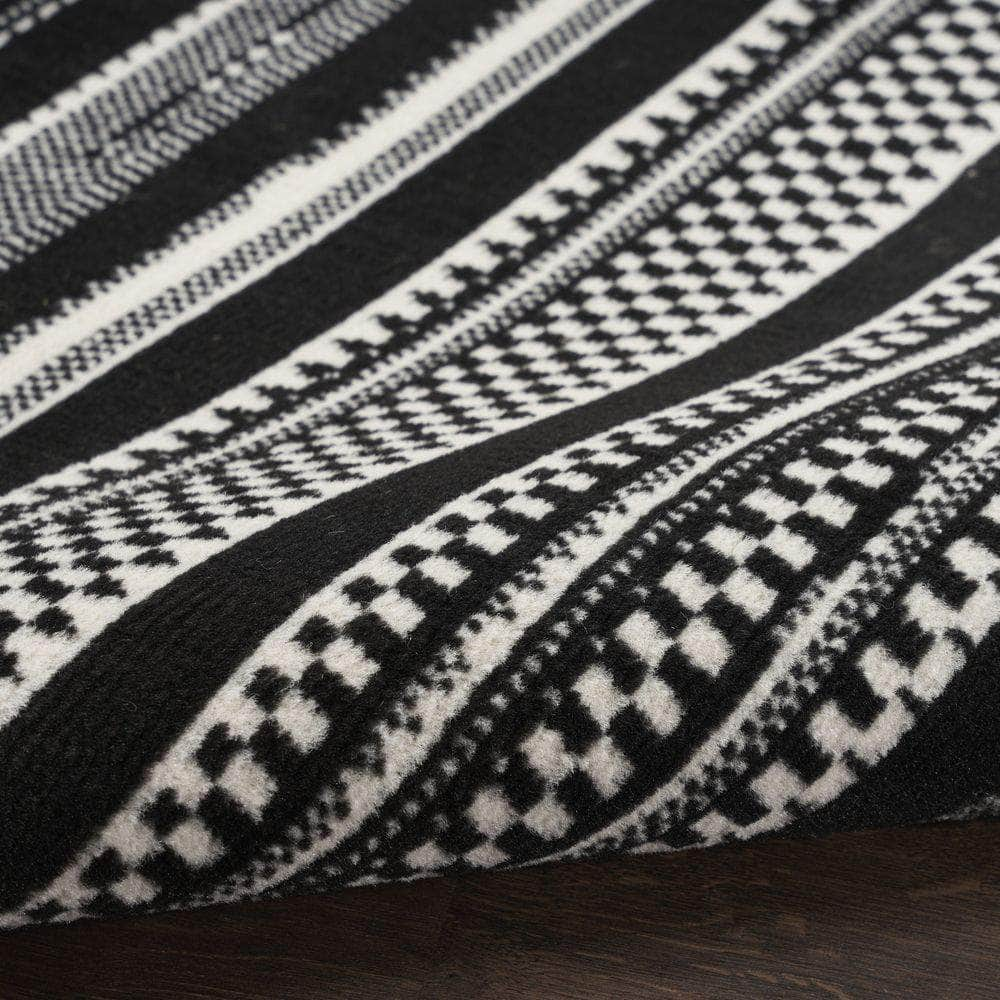 Grafix GRF41 Black White Rug #color_black white