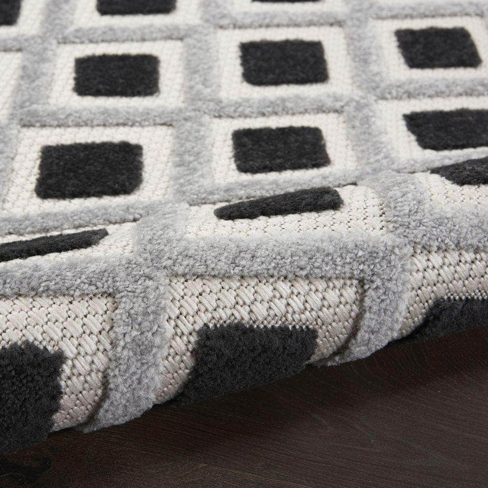 Aloha ALH26 Black White Rugs #color_black white