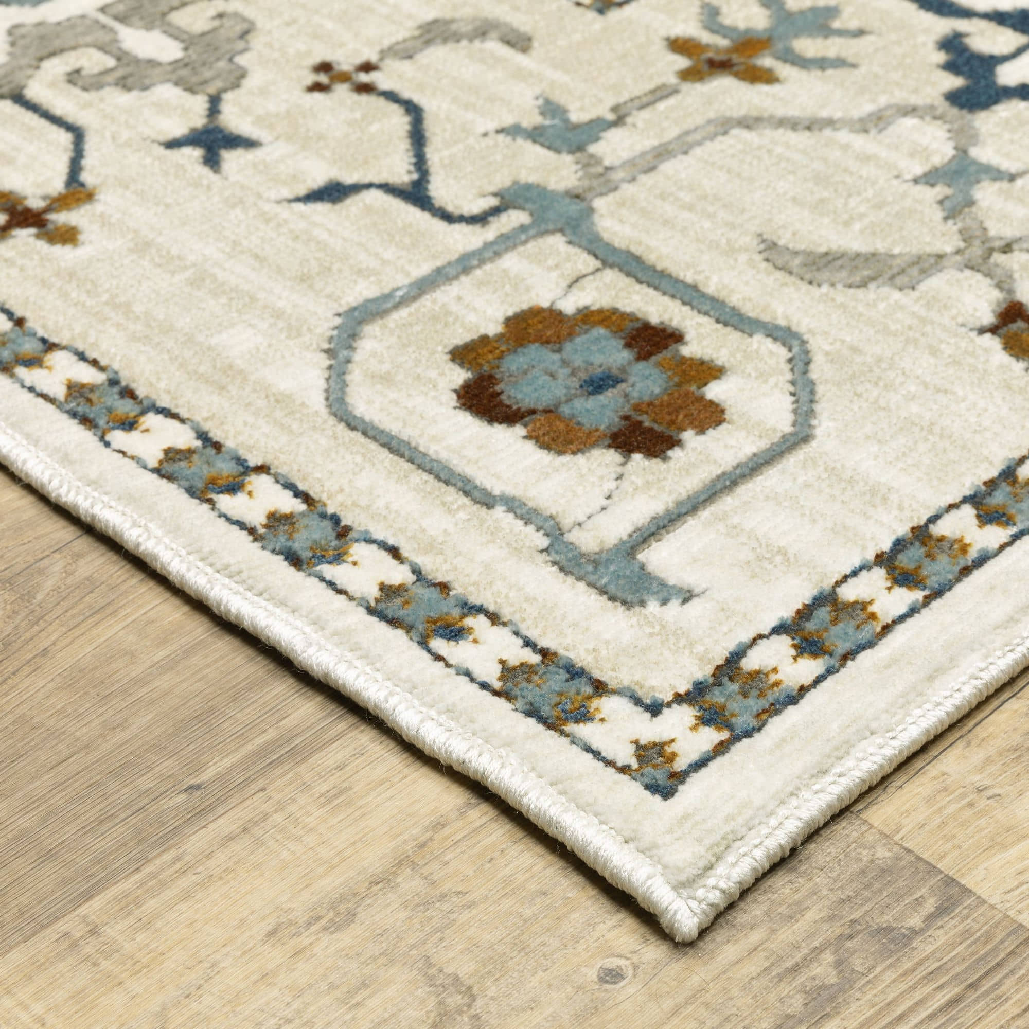 Power-Loomed ELL10 Ivory Rugs #color_ivory