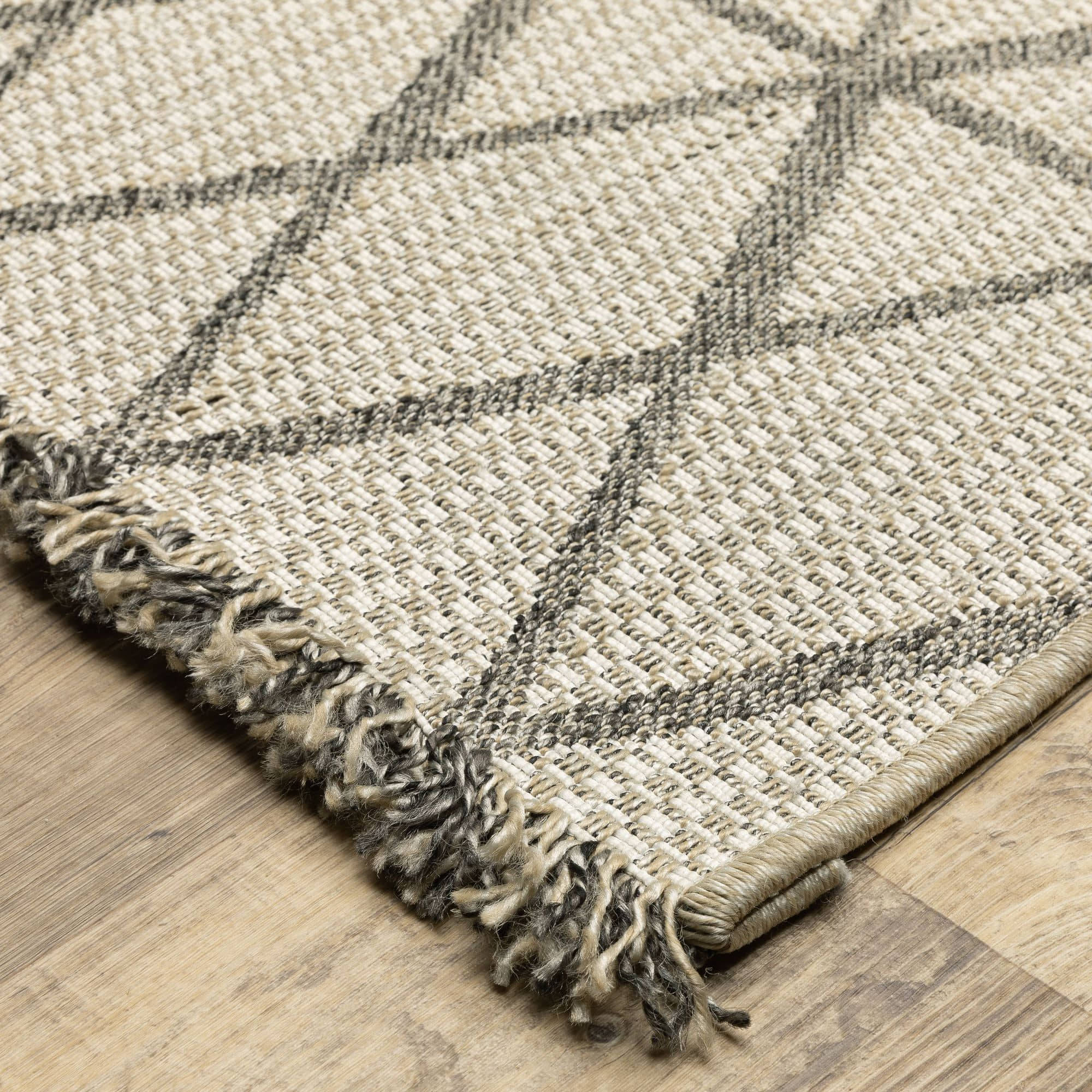 Power-Loomed 1331V Beige Rugs #color_beige