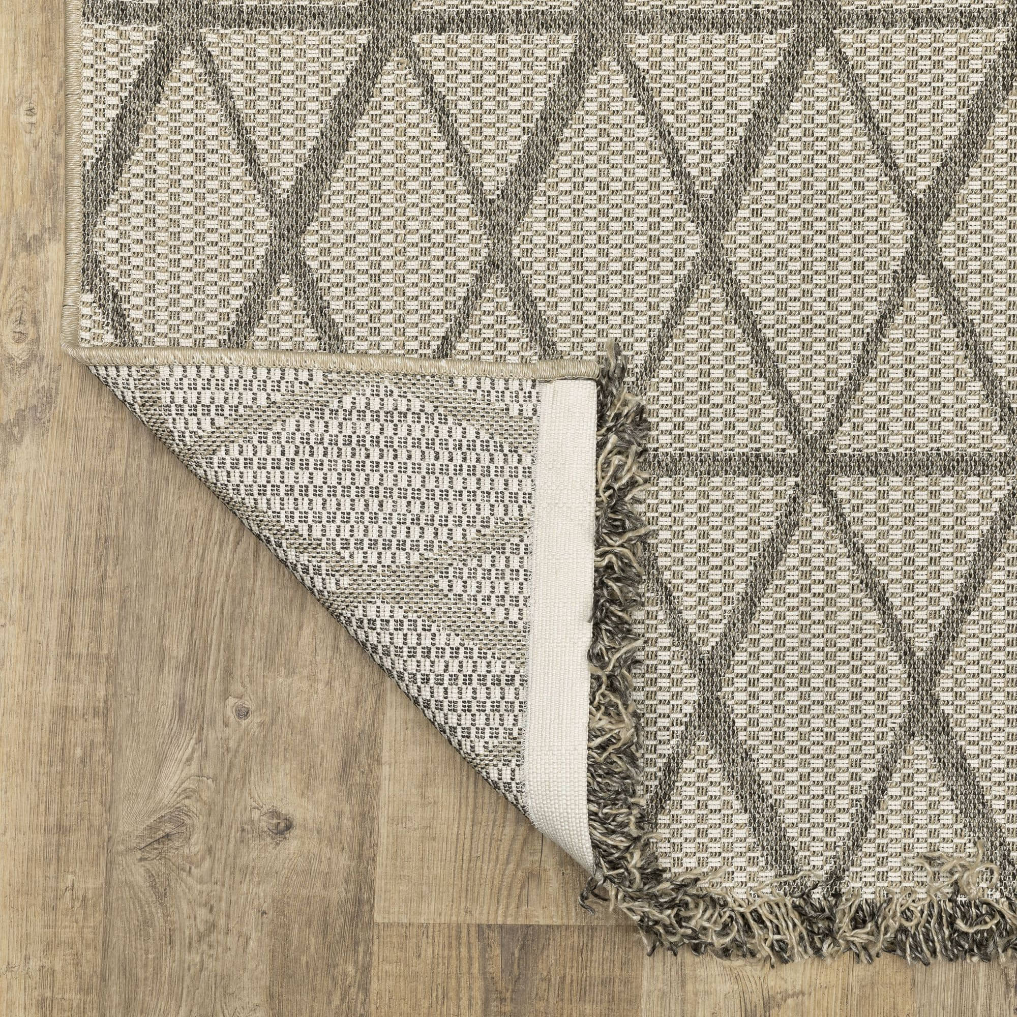 Power-Loomed 1331V Beige Rugs #color_beige