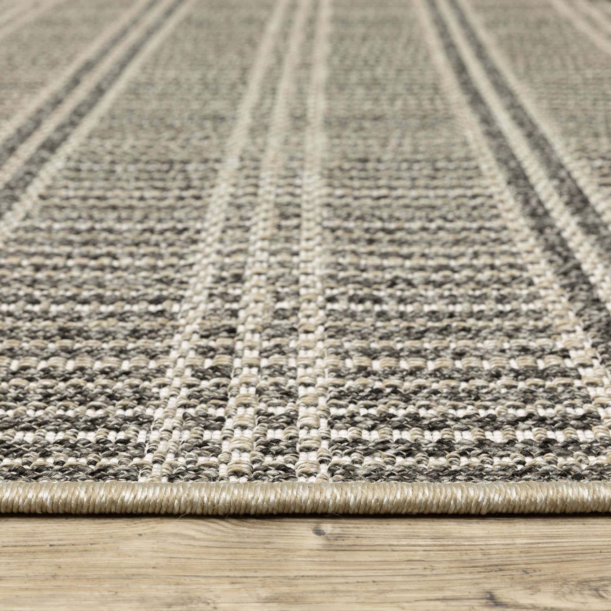 Power-Loomed 163J4 Beige Rugs #color_beige