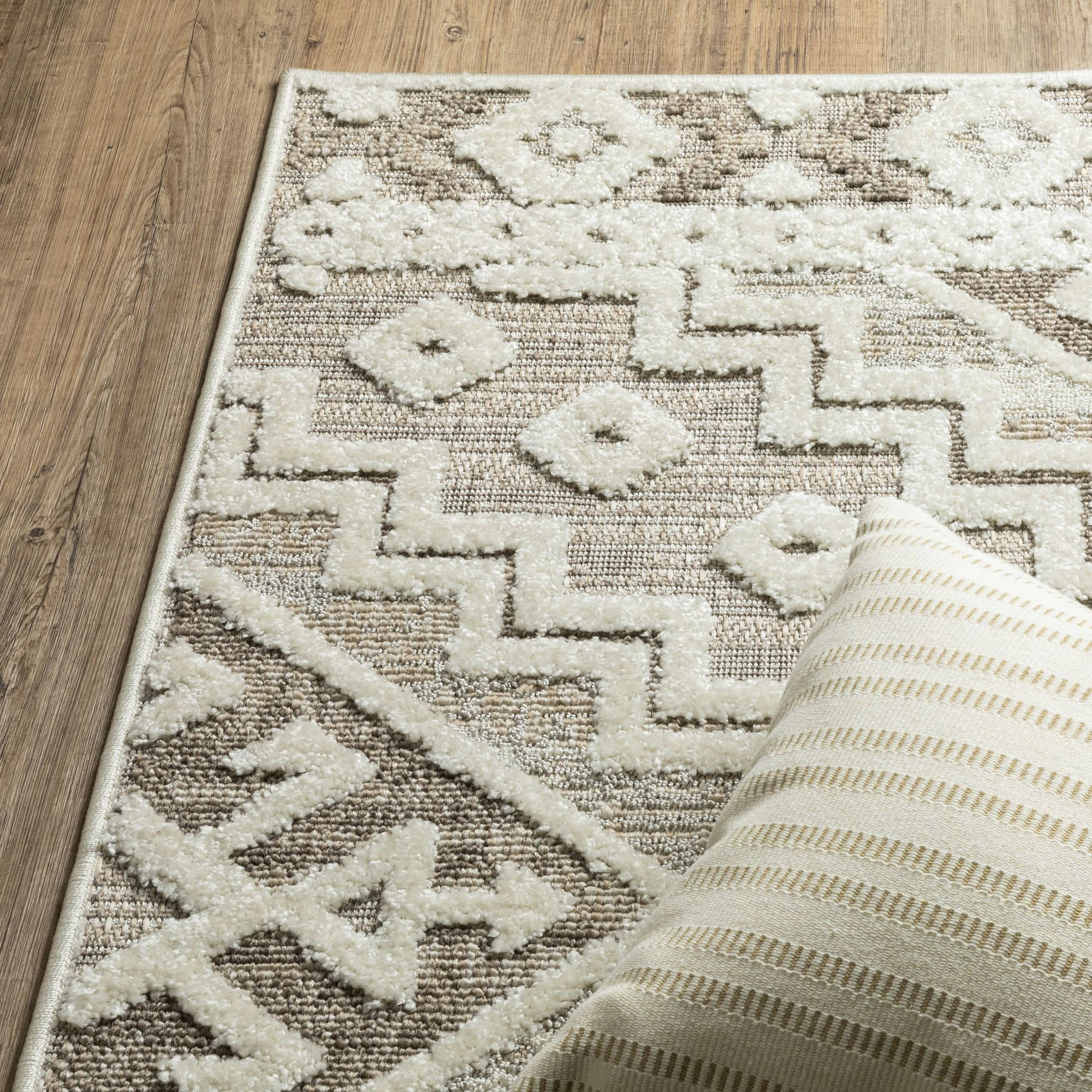 Power-Loomed TAN03 Beige Rugs #color_beige