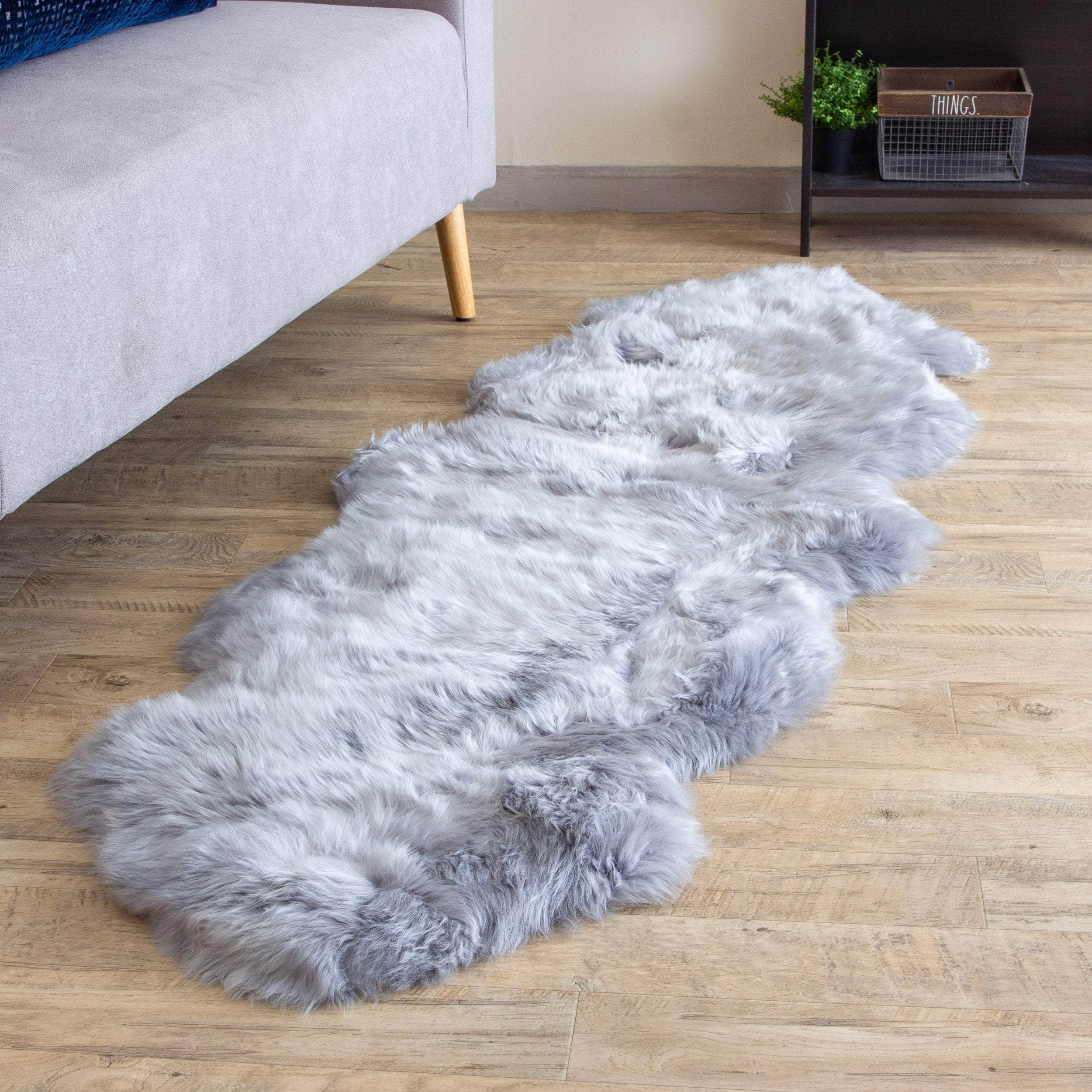 Natural Sheepskin Rug Shearling Fur Pelt #size_2' x 6'