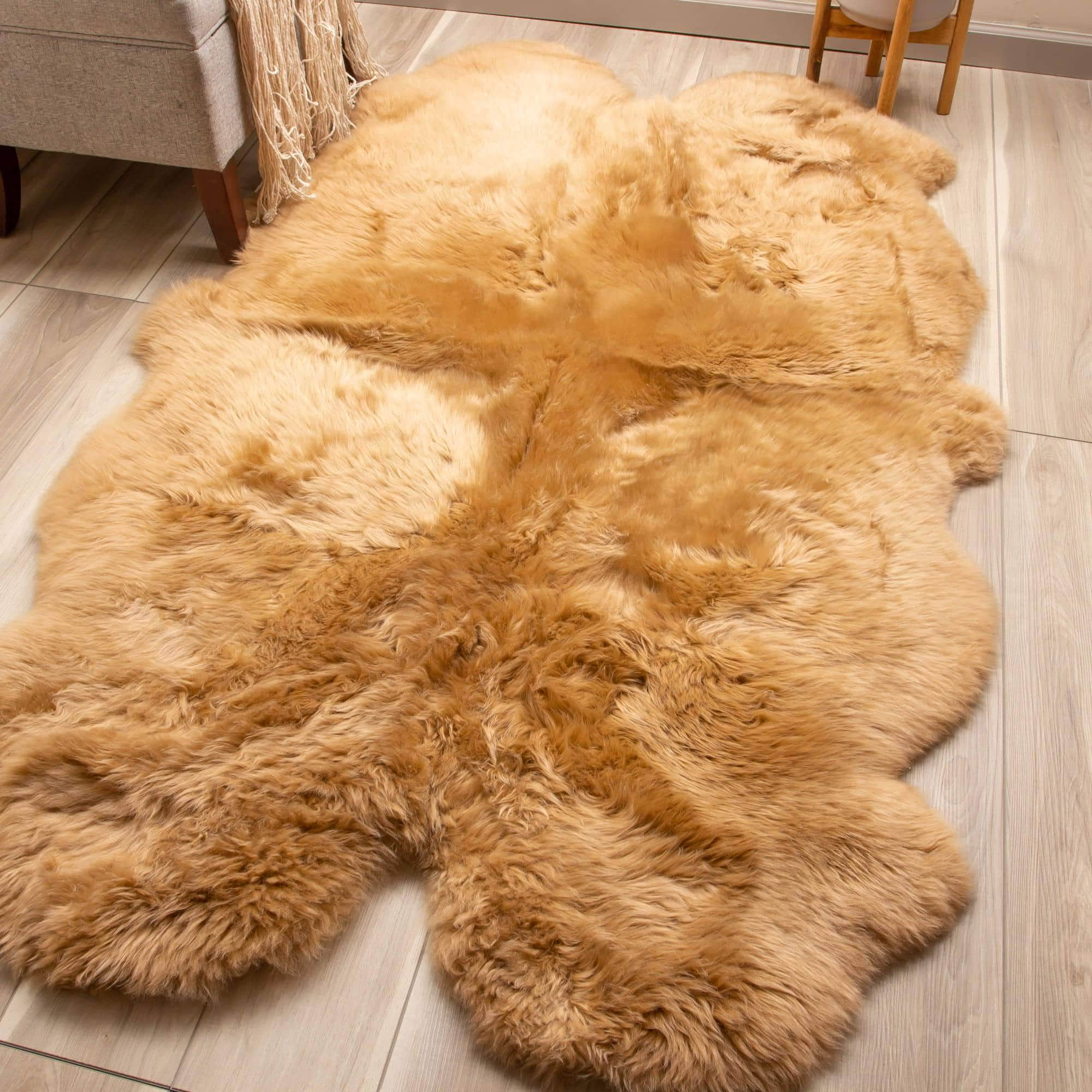 Natural Sheepskin Rug Shearling Fur Pelt #size_4' x 6'