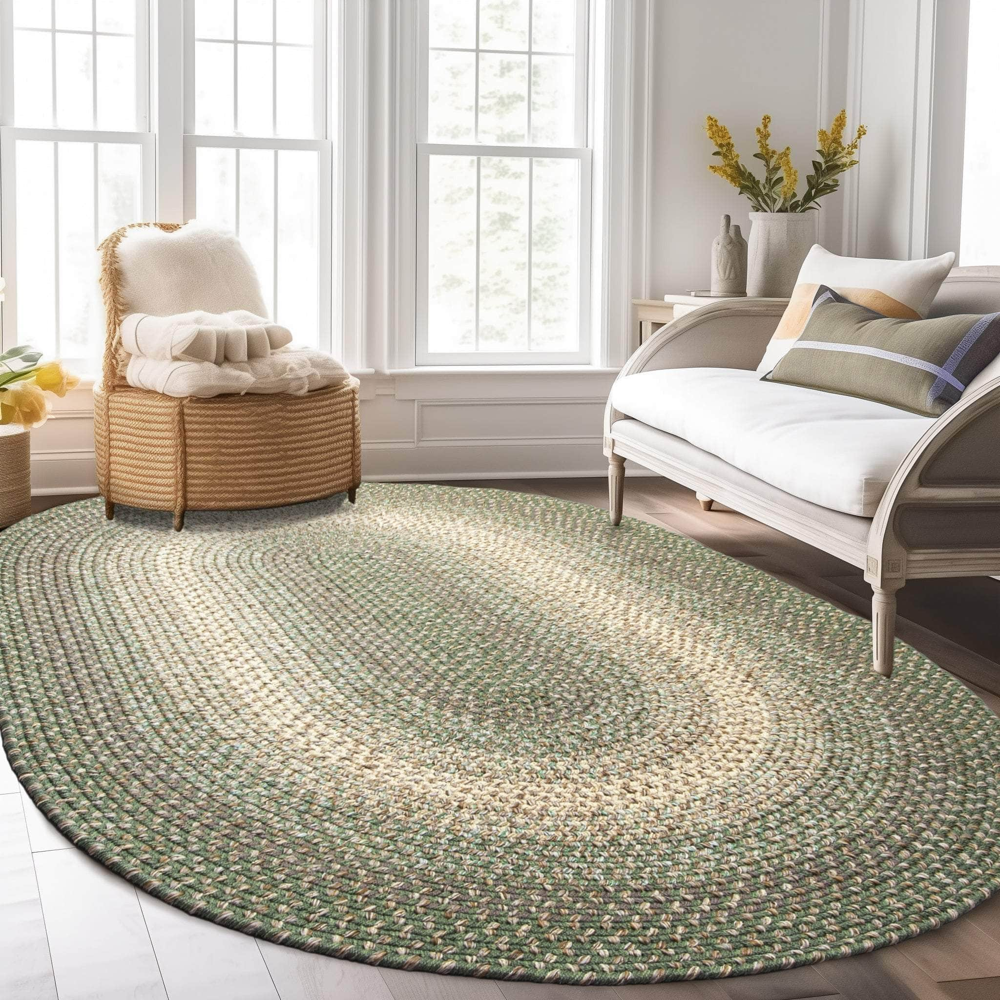 Ridgewood Indoor Outdoor Braided Rug #color_Forest Green