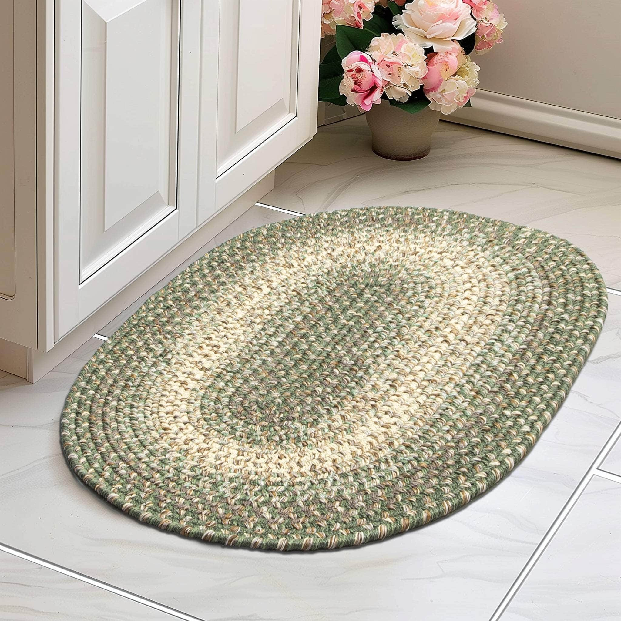 Ridgewood Indoor Outdoor Braided Rug #color_Forest Green