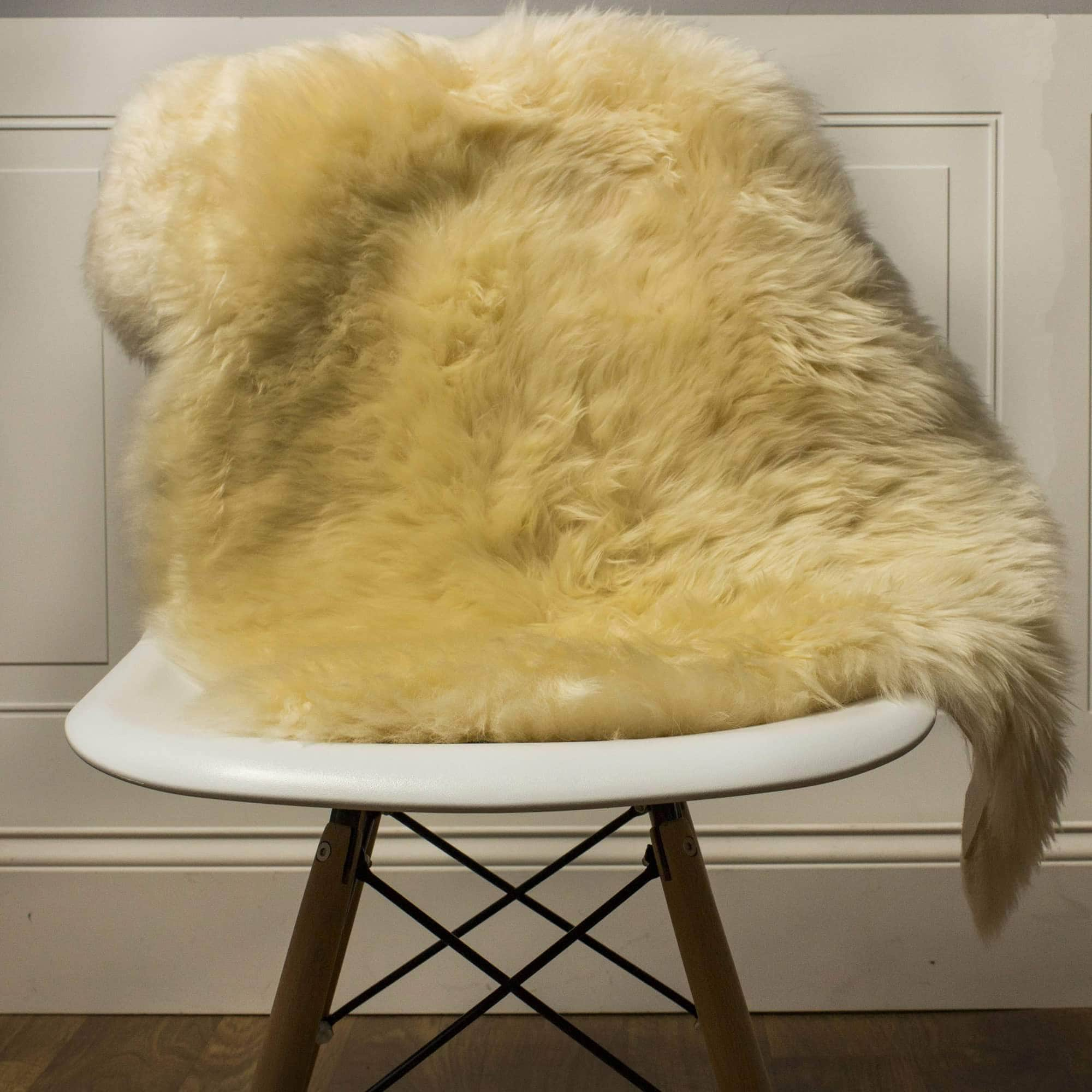 Natural Sheepskin Rug Shearling Fur Pelt #size_2' x 3'