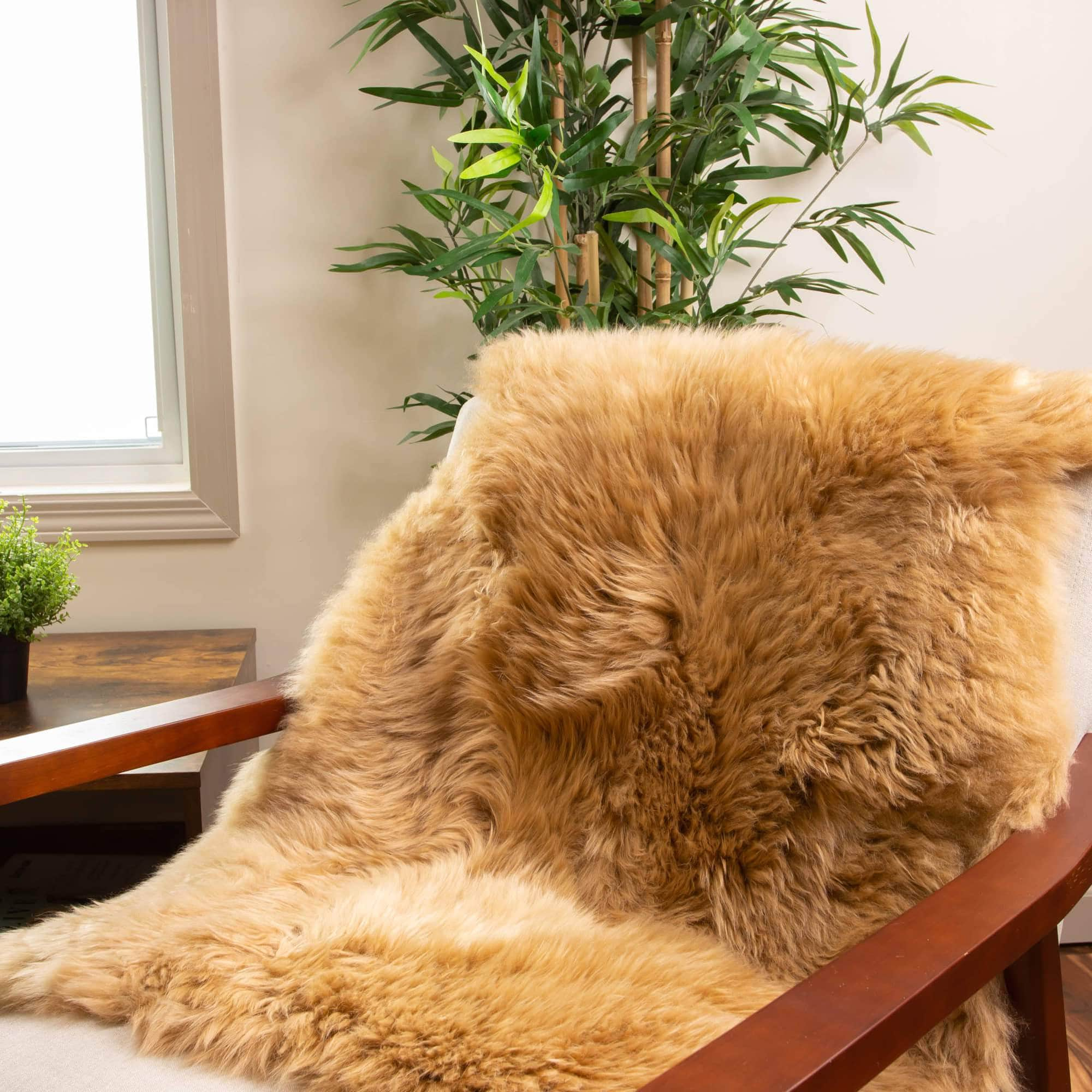 Natural Sheepskin Rug Shearling Fur Pelt #size_2' x 3'