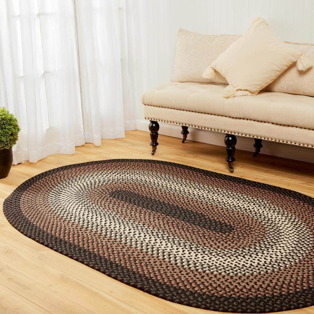 Pinecrest Rustic Bordered Braided Rug #black