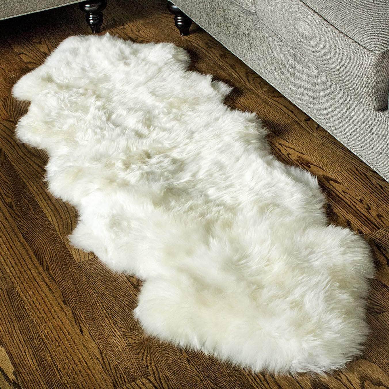 Natural Sheepskin Rug Shearling Fur Pelt #size_2' x 6'