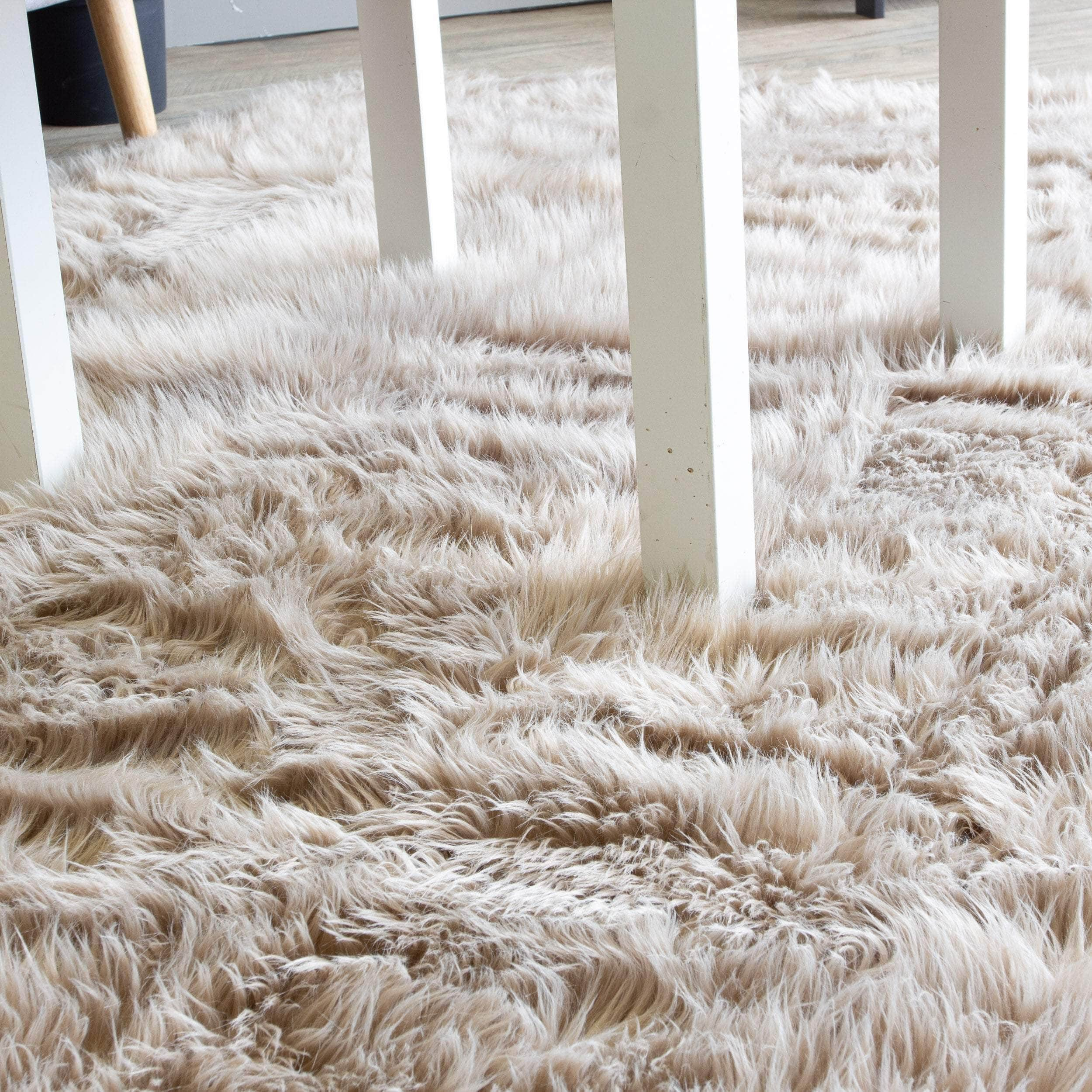 Soft Faux Sheepskin Fur Fluffy Area Rug in Beige #color_light brown