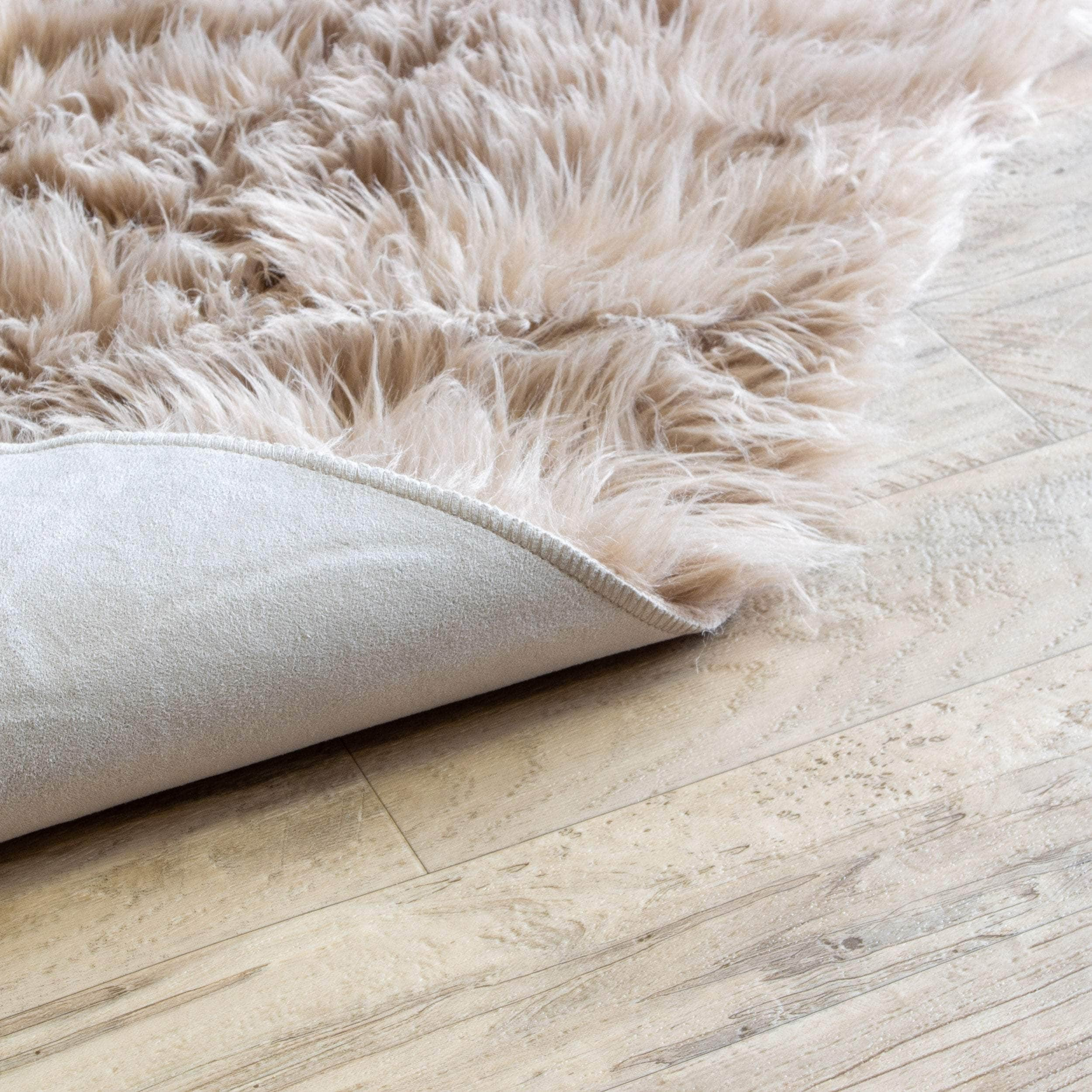 Soft Faux Sheepskin Fur Fluffy Area Rug in Beige #color_light brown