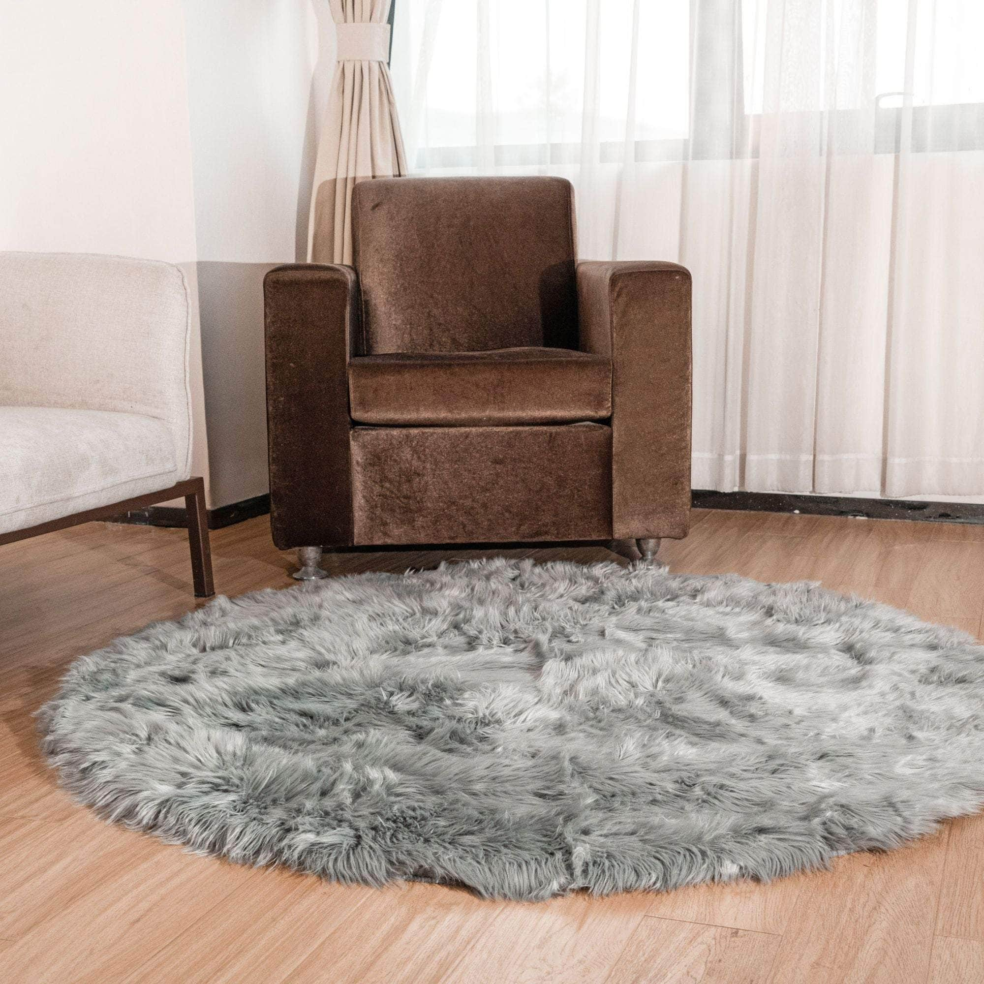 Soft Faux Sheepskin Fur Fluffy Area Rug in Gray #color_gray