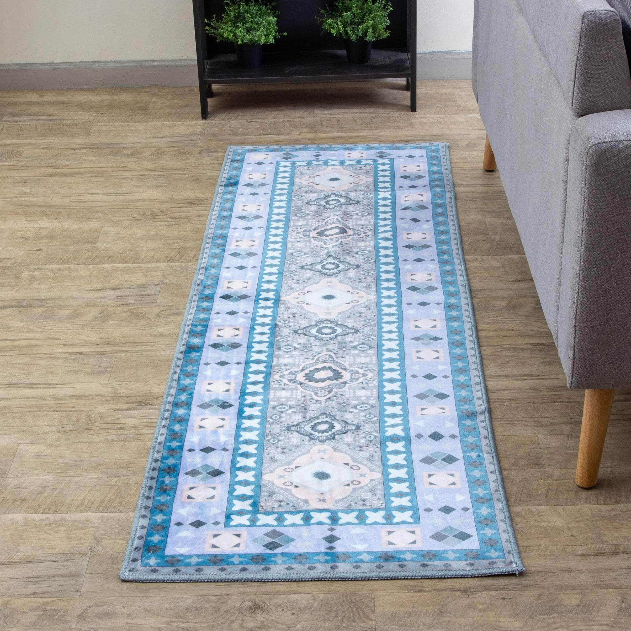 Veronica Machine Washable Traditional rug #color_gray