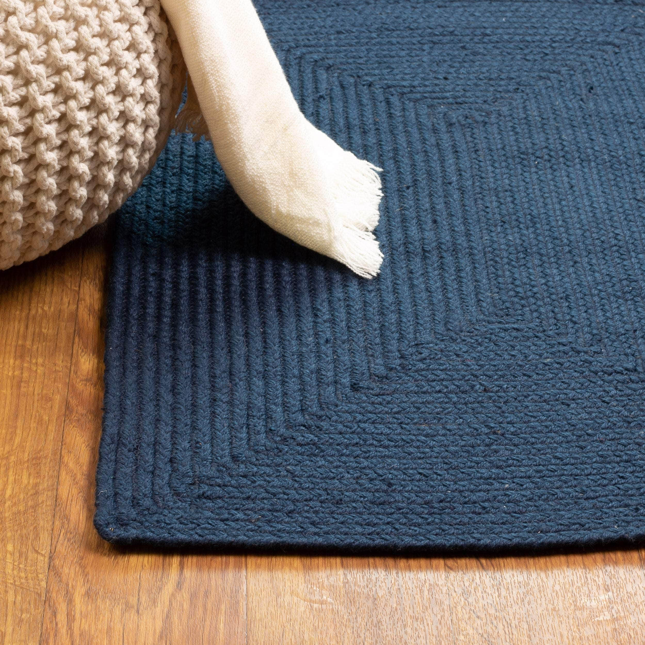 Lichfield Indoor / Outdoor Braided Rug #color_navy