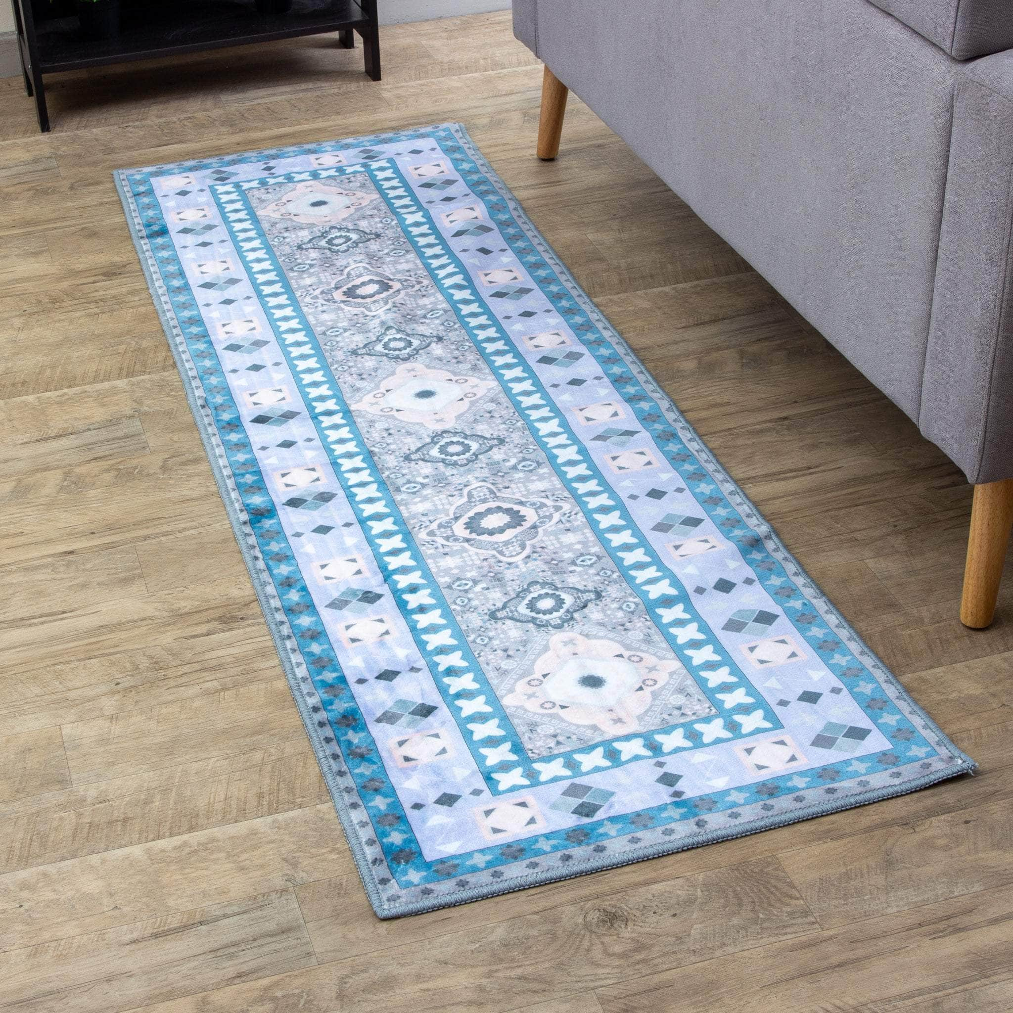 Veronica Machine Washable Traditional rug #color_gray