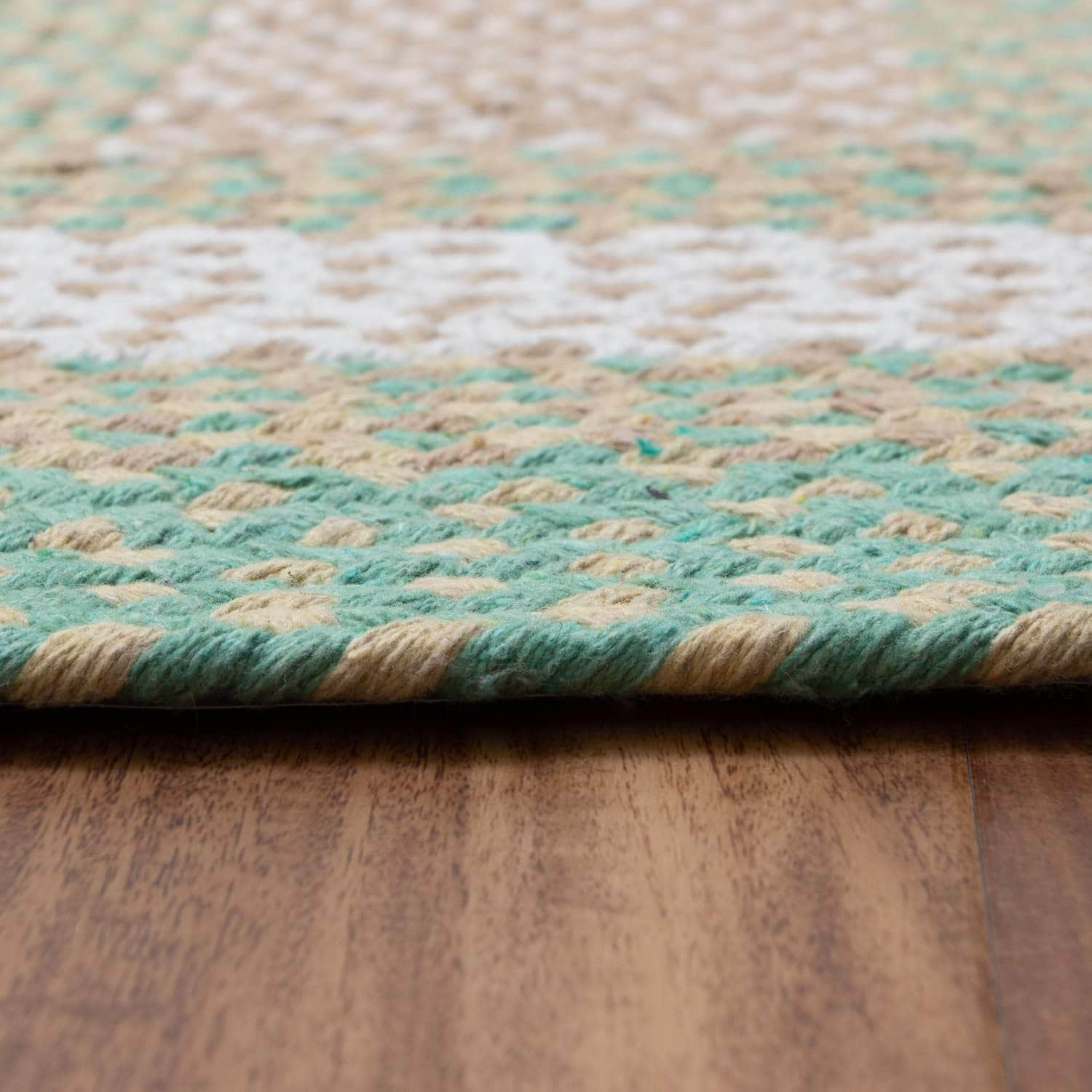 Waterbury WAT01 Green & Cream Rug #color_green & cream