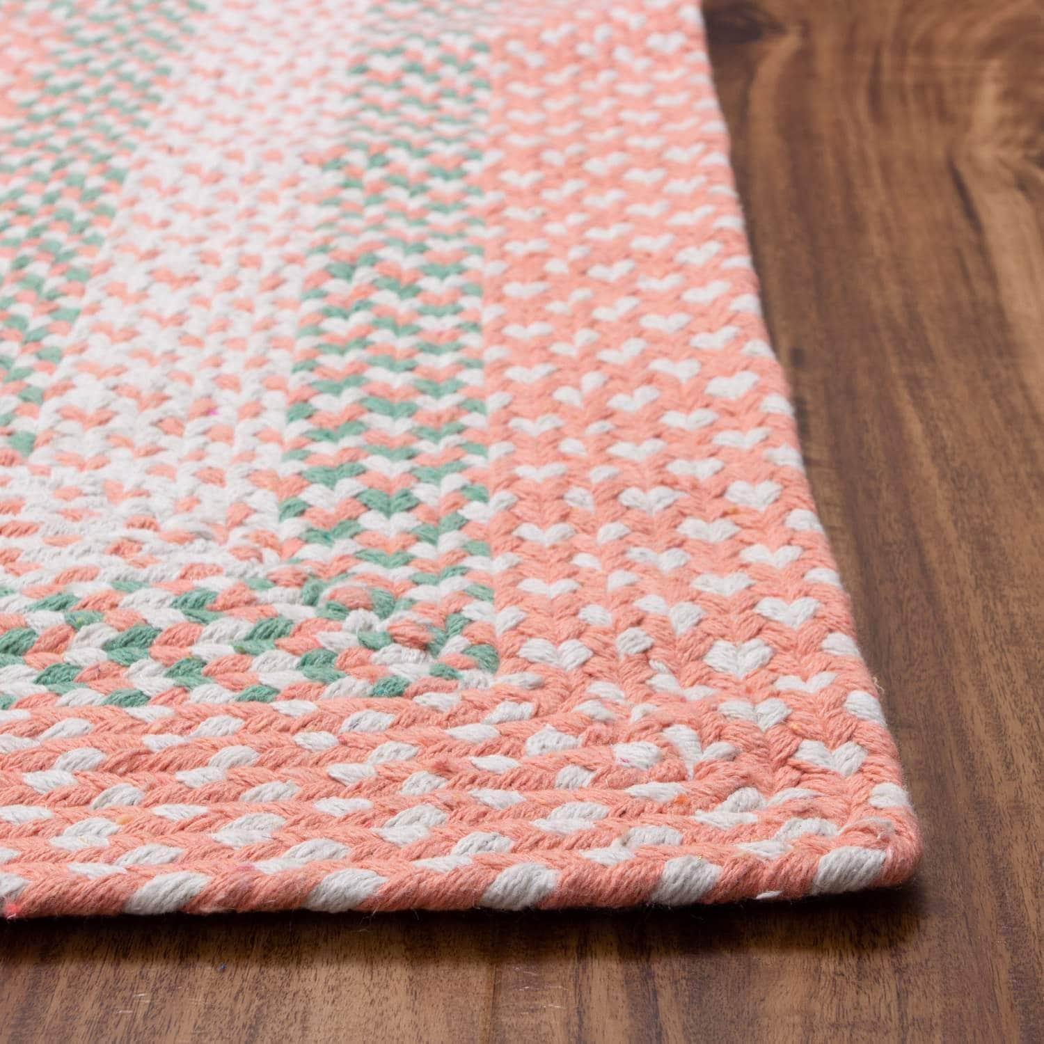 Waterbury WAT01 Coral & Green Rug #color_coral & green